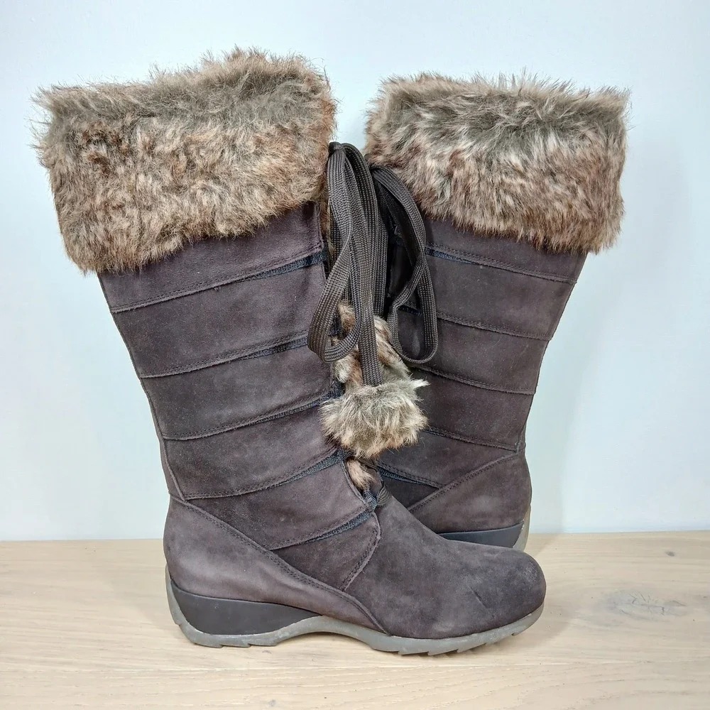Naturalizer Winter Boots Womens 8.5M Brown Suede Faux Fur Lace Up Pom Pom
